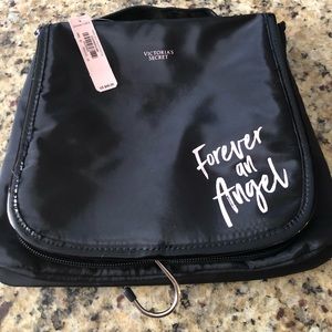 NWT Victoria Secret Pink cosmetic travel bag